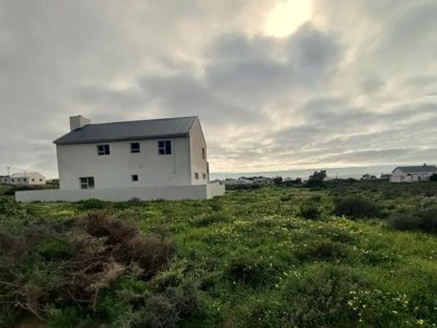404 m² Land available in Steenbergs Cove