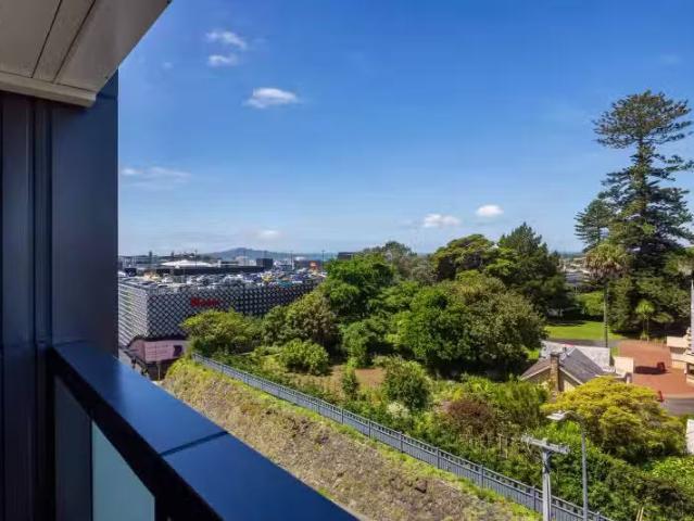 405/43A Gillies Avenue, Epsom, Auckland City For Sale