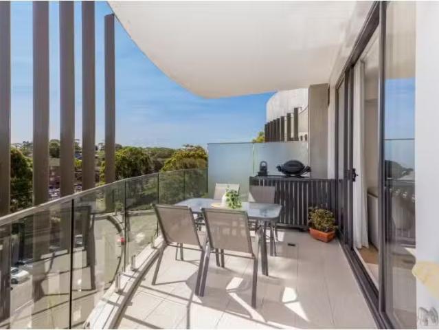 405/34 Railway Crescent, JANNALI Apartment for rent Listed by.