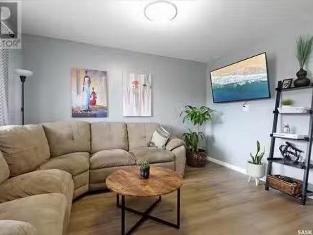 405 3826 Dewdney Avenue E, Regina, SK, S4Z 0A6 townhouse for.