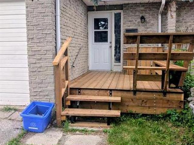 405 Cardiff Place, Sarnia, ON, N7S 4C7 house for sale | Listing ID 26018 | Royal LePage
