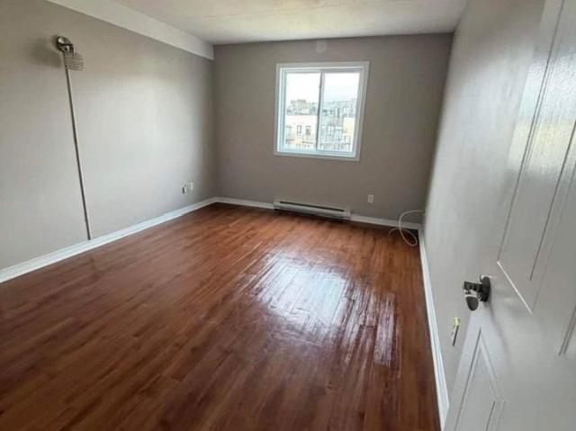 405 Grives 2 Bedroom Apartment for Rent at 405 Boul Des Grives, Gatineau, QC J9A 3R5 Le Plateau