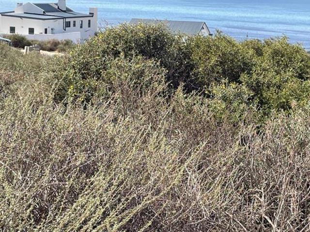 405 m² Land available in St Helena Views