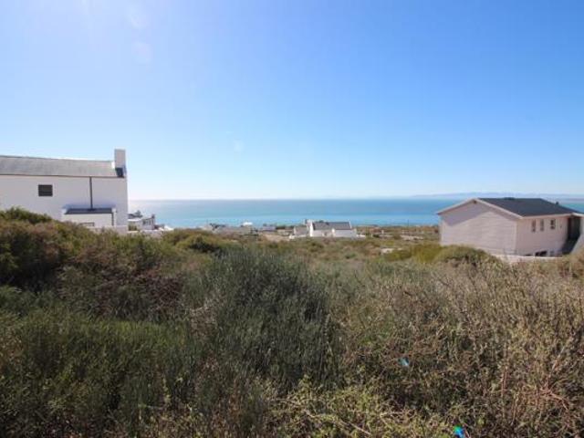 405 m² Land available in St Helena Views