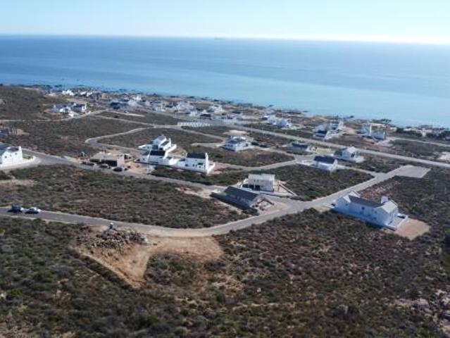 405 m² Land available in St Helena Views