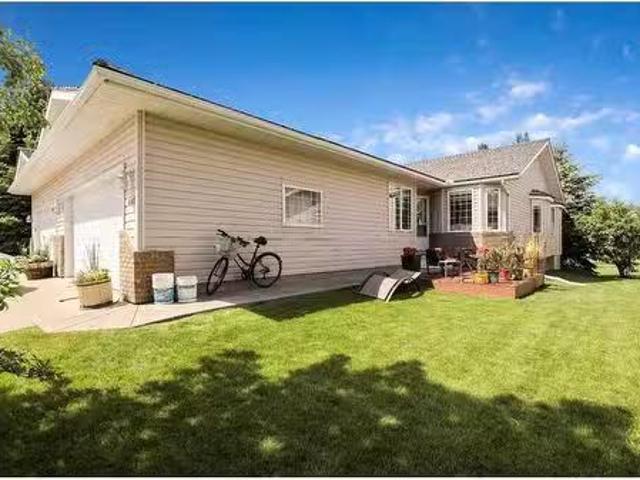 405 Riverside Drive Nw, High River, AB, T1V 1T5 house for sa.