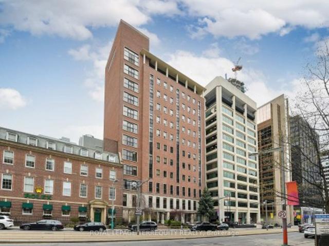 406 48 St Clair Avenue W, Toronto, ON, M4V 2Z2 condo for sale | Listing ID C13144 | Royal LePage