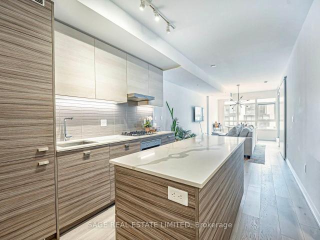 406 835 St Clair Avenue W in Toronto: Wychwood Condo Apartment for lease Toronto C02: MLS®# C13681834