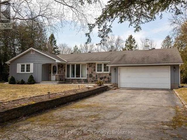 406 Balmy Beach Road, Georgian Bluffs, ON, N4K 5N4 house for sale | Listing ID X12981 | Royal LePage