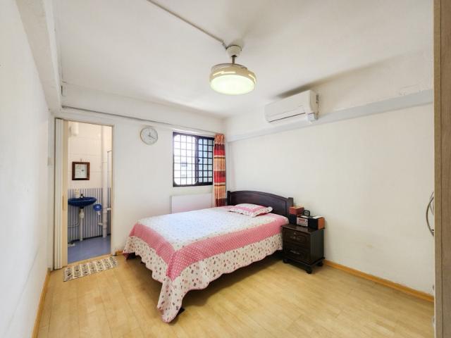 406 Hougang Avenue 10 HDB Apartment For Sale, $608,888, 3 Bed 2 Bath 979 sqft $622.00 psf