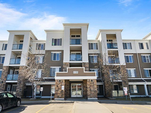 #406e 1300 Stockton St N Top Floor Condo In Lakeridge