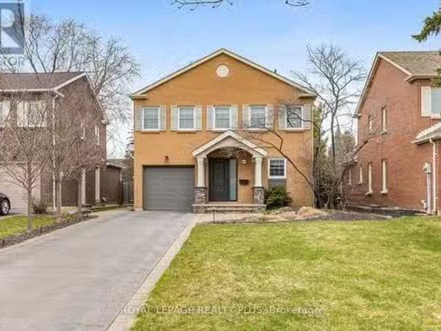 4079 Treetop Crescent, Mississauga, ON, L5L 2L6 house for sa.