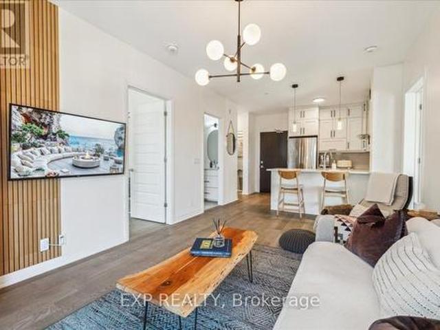 407 102 Grovewood Common, Oakville, ON, L6H 0X2 condo for sale | Listing ID W12175 | Royal LePage
