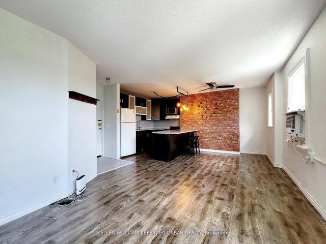 407 114 Vaughan Road, York | 2Beds/1Bath, Condo, $2,400/mo | Condos. Ca