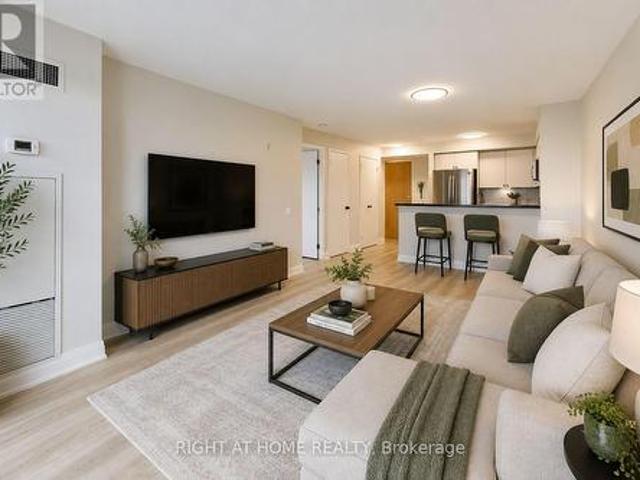 407 1 The Queensway, Toronto, ON, M8Z 0A7 condo for sale | Listing ID W13591 | Royal LePage