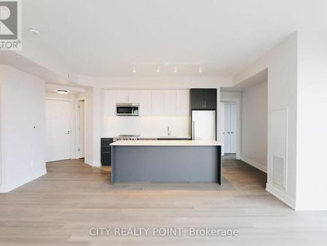 407 2 Bathurst Street, Toronto, ON, M6B 2Y9 lease for lease | Listing ID C13496 | Royal LePage