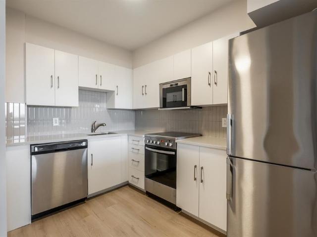 407 5301 5317 Sherbrooke Street West, Montréal