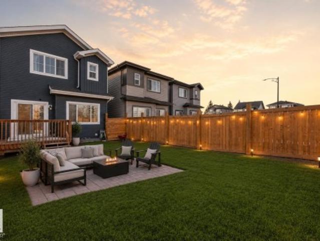 407 Conroy Crescent, Edmonton, AB, T6W 5A8 house for sale | Listing ID E4495 | Royal LePage