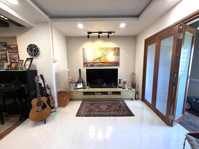 407 Jurong West Street 42 HDB Apartment For Sale, $780,000, 4 Bed 2 Bath 1,594 sqft $489.00 psf