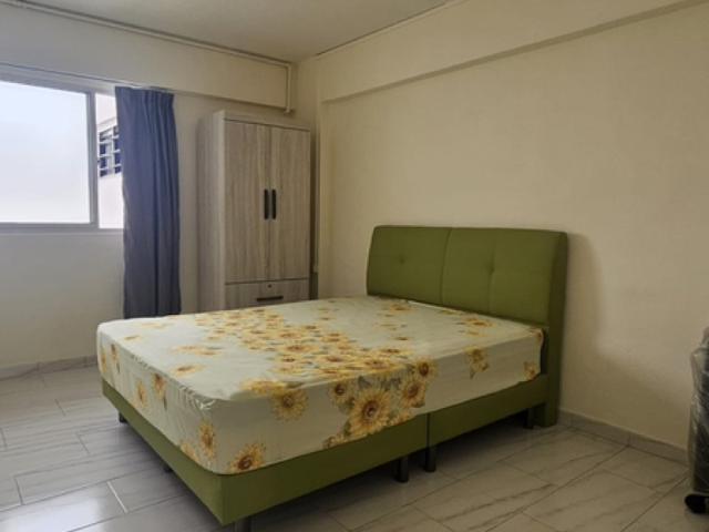 407 Sin Ming Avenue HDB Apartment Room Rental, $1,100, 1 Bed 1 Bath 107 sqft $10.28 psf