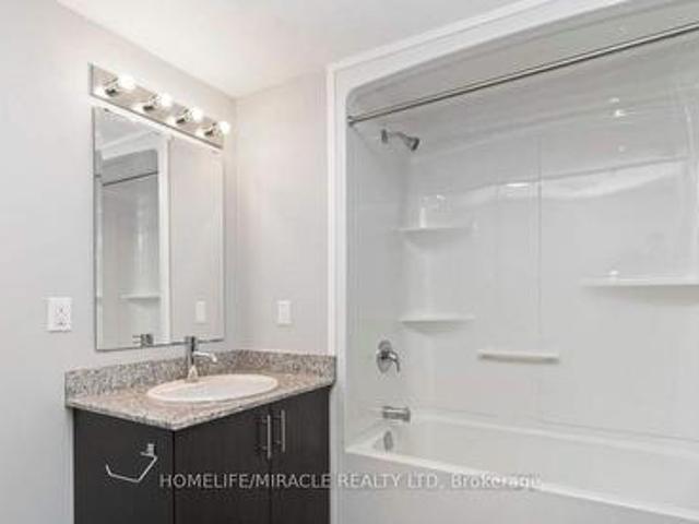 407A 275 Larch Street E, Waterloo, ON, N2L 3R2 lease for lease | Listing ID X12678 | Royal LePage