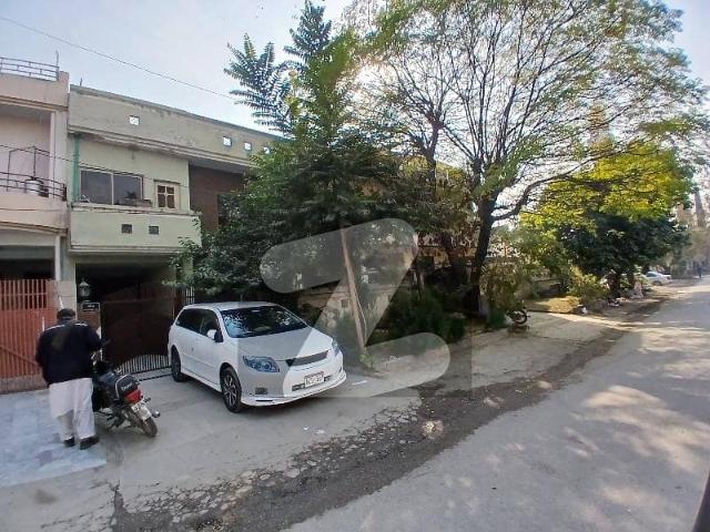 40*80 Cda Transfer Top Location Renovated Marble Floor House Available In G 9/1