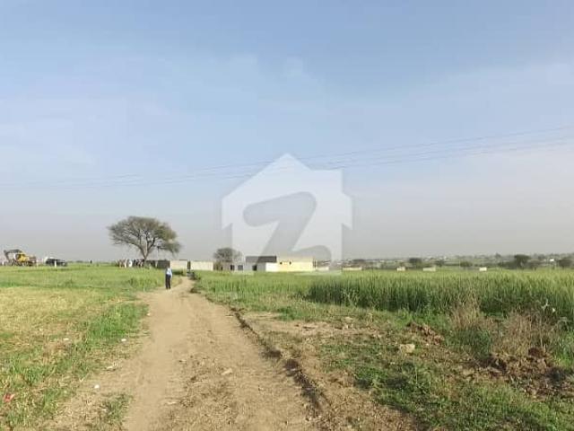 40*80 Plot For Sale In D 12/2