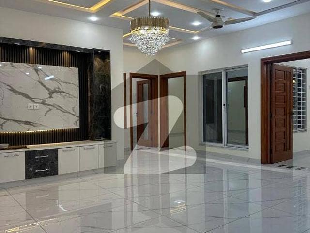 40/80 14 Marla House Available For Sale in G13 Rent value 3.50 Lakh