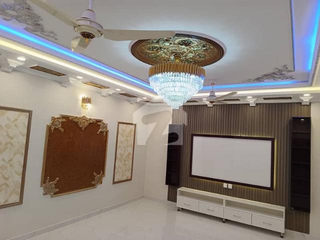 40/80 14 Marla House Available For Rent In G13