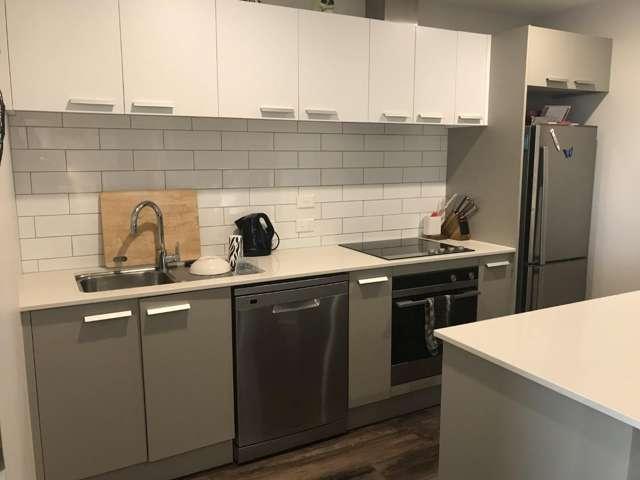 408/23a 25 The Pines, Bute Road, 1607, North Shore City