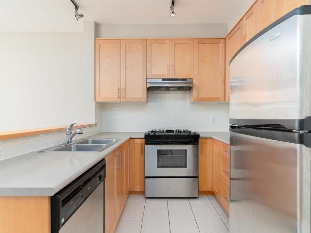 408 2083 W 33RD AVENUE, Vancouver, BC V6M 4M6 Home For Rent | RE/MAX | R3075