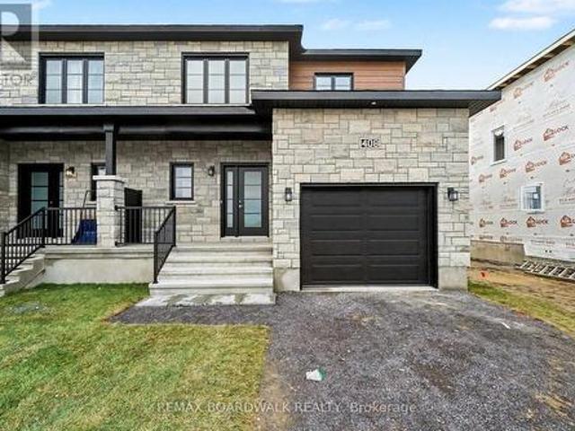 408 Falcon Lane, Russell, ON, K4R 1E5 house for sale | Listing ID X12899 | Royal LePage