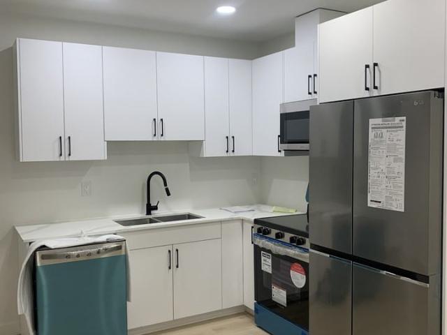 408 Ferry Road 2 Bedroom Apartment for Rent at 408 Ferry Rd, Winnipeg, MB R3J 1W4 King Edward
