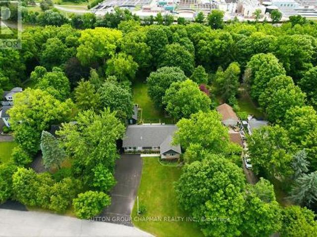 408 Old Riverside Drive, London North N, ON, N6H 4T3 house for sale | Listing ID X13489 | Royal LePage