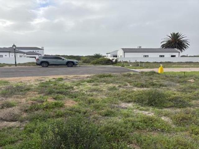 408 m² Land available in Shelley Point