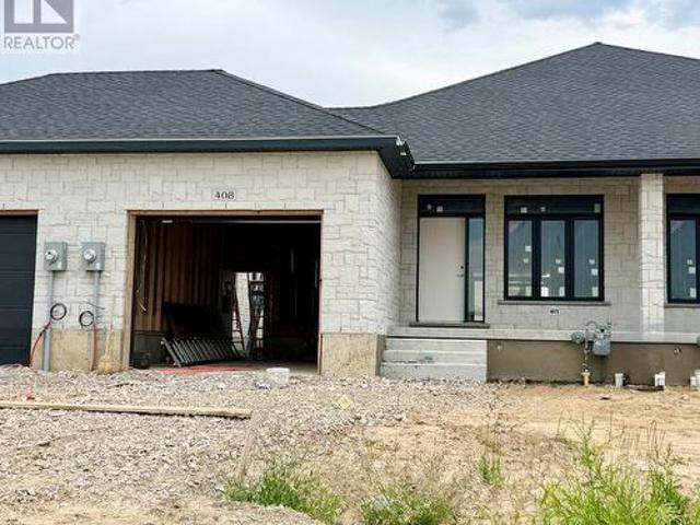408 Rosner Drive, Saugeen Shores, ON, N0H 2C8 house for sale | Listing ID X13502 | Royal LePage
