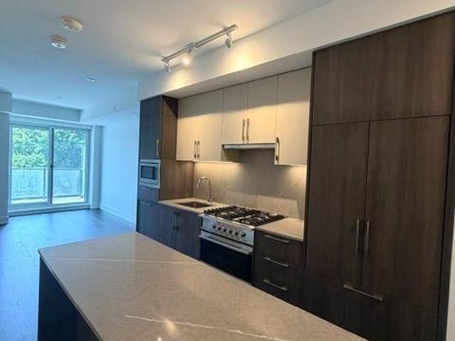 409 8 Manor Road W, Toronto | 1+1Beds/1Bath, Condo, $2,575/mo | Condos. Ca