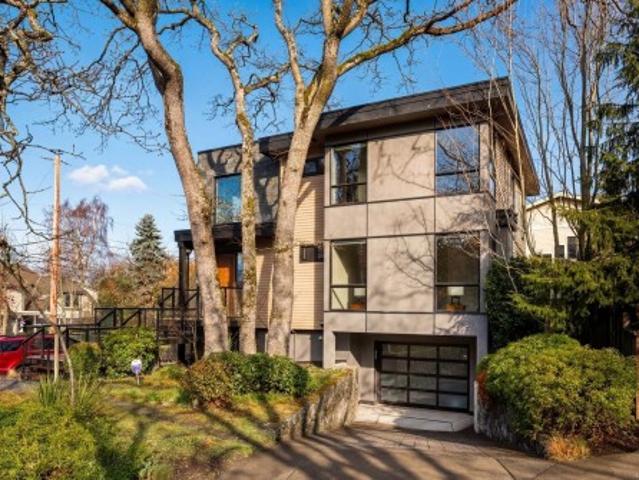 409 Chadwick Pl, Victoria, BC, V8S 1H4 house for sale | Listing ID 1042 | Royal LePage