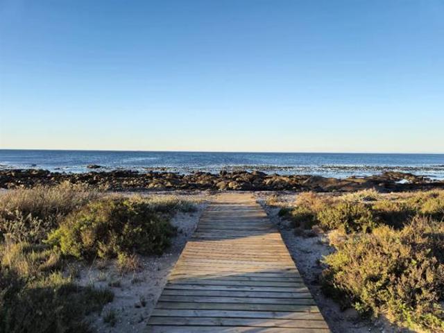 409 m² Land available in Sandy Point