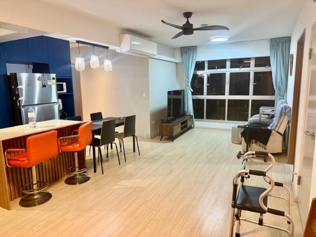 409B Northshore Drive HDB Apartment For Sale, $695,000, 3 Bed 2 Bath 1,011 sqft $687.00 psf