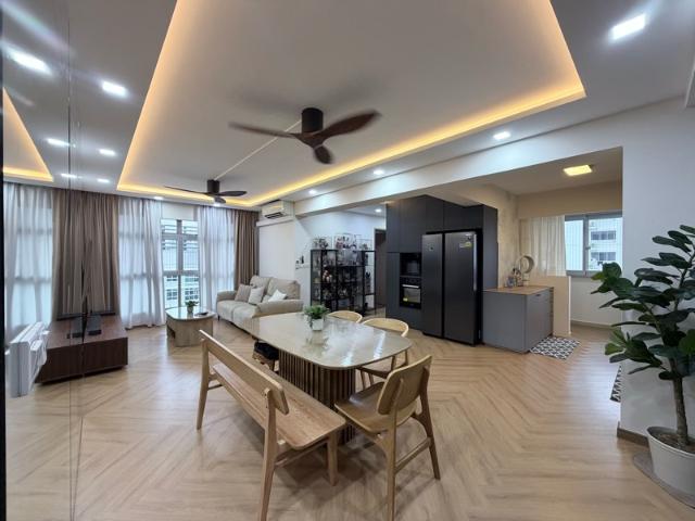 409B Northshore Drive HDB Apartment For Sale, $750,000, 3 Bed 2 Bath 1,011 sqft $742.00 psf