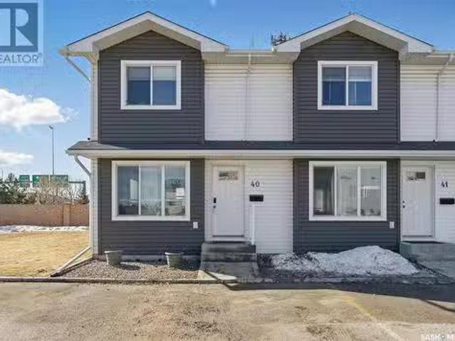 40 4850 Harbour Landing Drive, Regina, SK, S4W 0K9 townhouse.