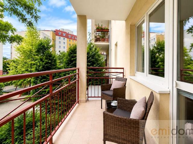 40,6 m² | Balkon | Miejsce postojowe | Umeblowane Warszawa, Bemowo