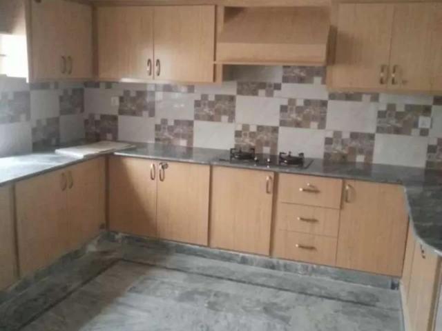 40 80 opr portion avelbal far rent inG 15 islamabad G 15 ID 65260