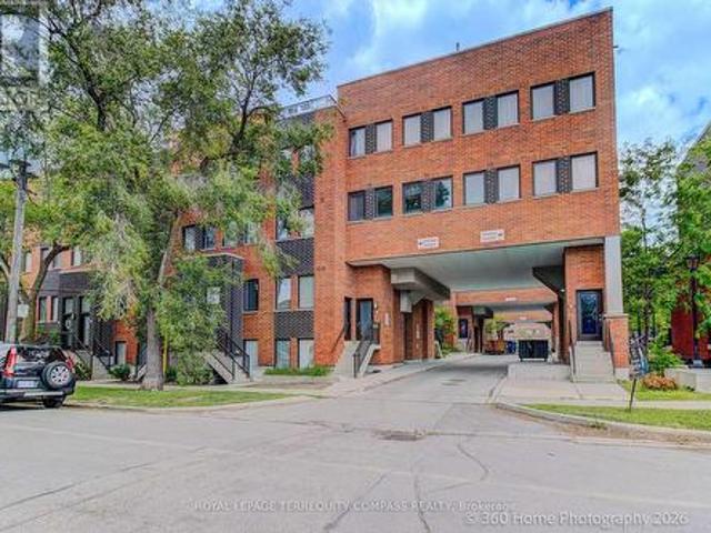 40 871 Wilson Avenue, Toronto, ON, M3K 1E6 townhouse for sale | Listing ID W13472 | Royal LePage