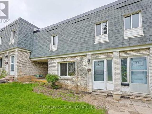 40 1350 Winding Trail, Mississauga, ON, L4Y 2T8 townhouse for lease | Listing ID W13426 | Royal LePage
