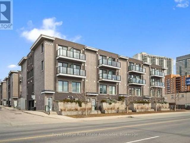 40 2059 Weston Road, Toronto, ON, M9N 1X7 townhouse for sale | Listing ID W13096 | Royal LePage