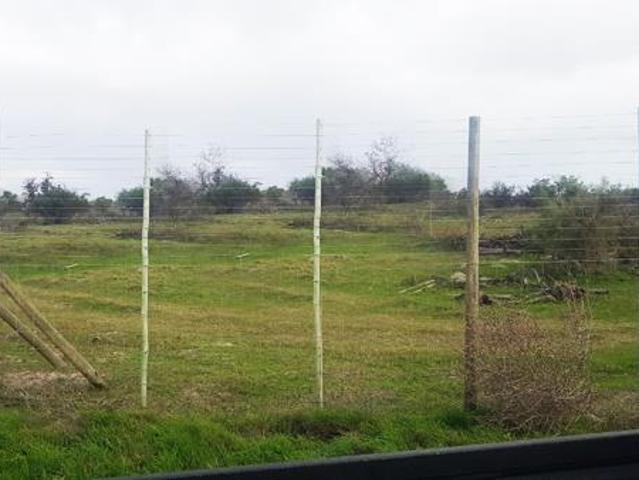 40.3 ha Land available in Melkbosstrand