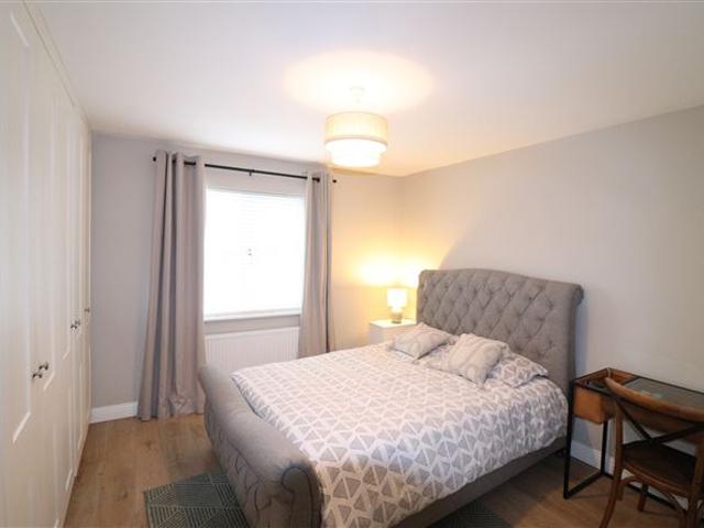 40 The Rise, Arda Na Deirge, Killaloe, Clare Harry Brann Auctioneers & Valuers 4899 MyHome. Ie Residential