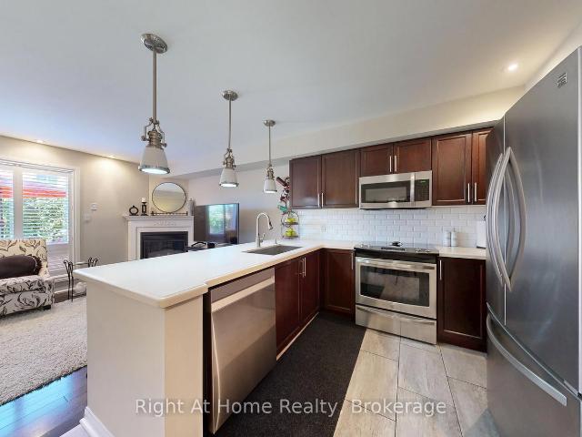 40 Torr Lane, Ajax | 3Beds/3Bath, Townhouse, $709,900 | Condos. Ca